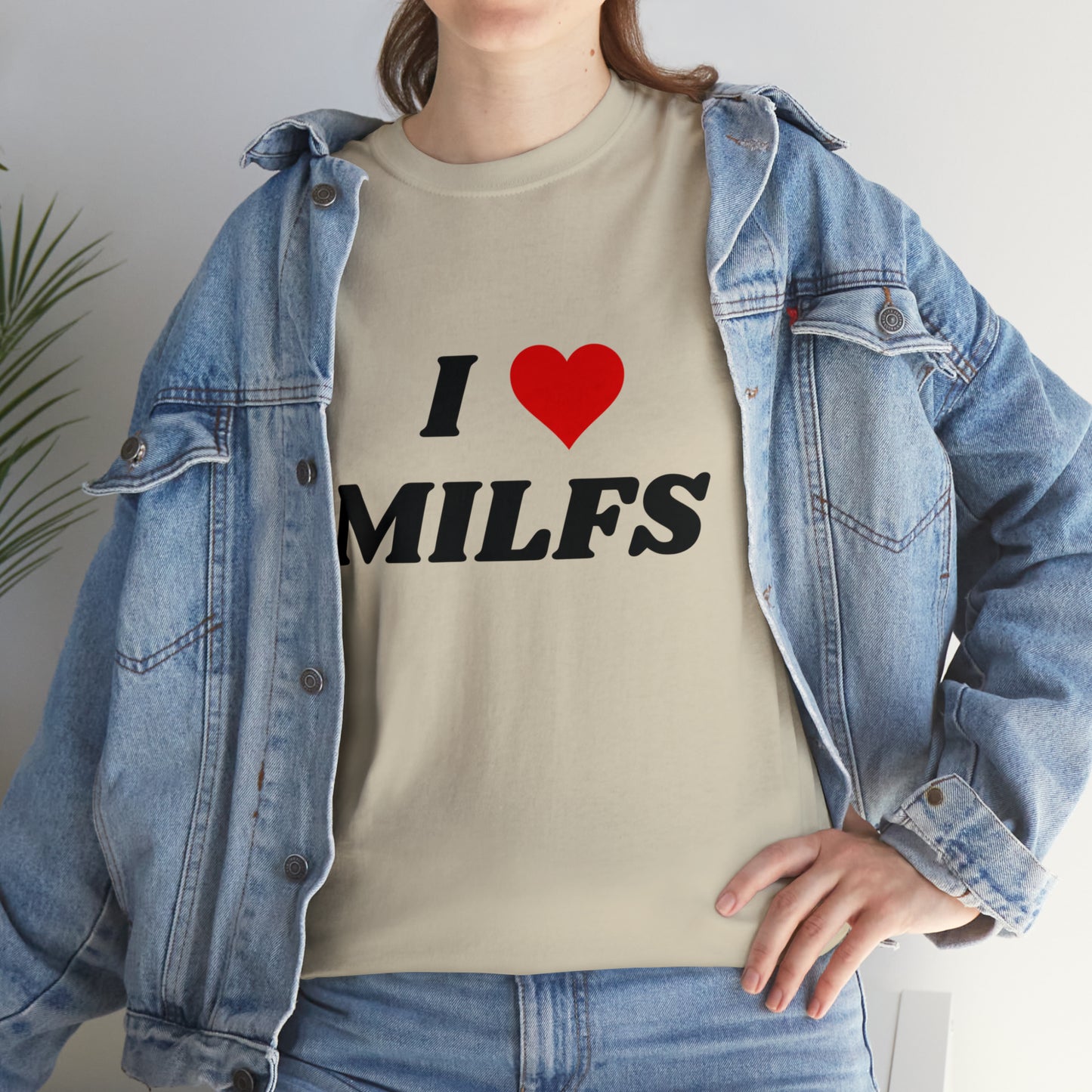 I <3 Milfs T-Shirt